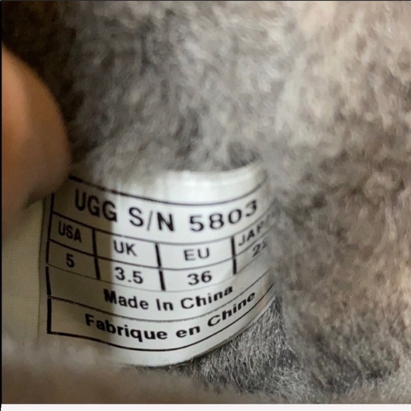 COPY - Ugg Grey Bailey Button Boots Size 5 - Picture 9 of 9